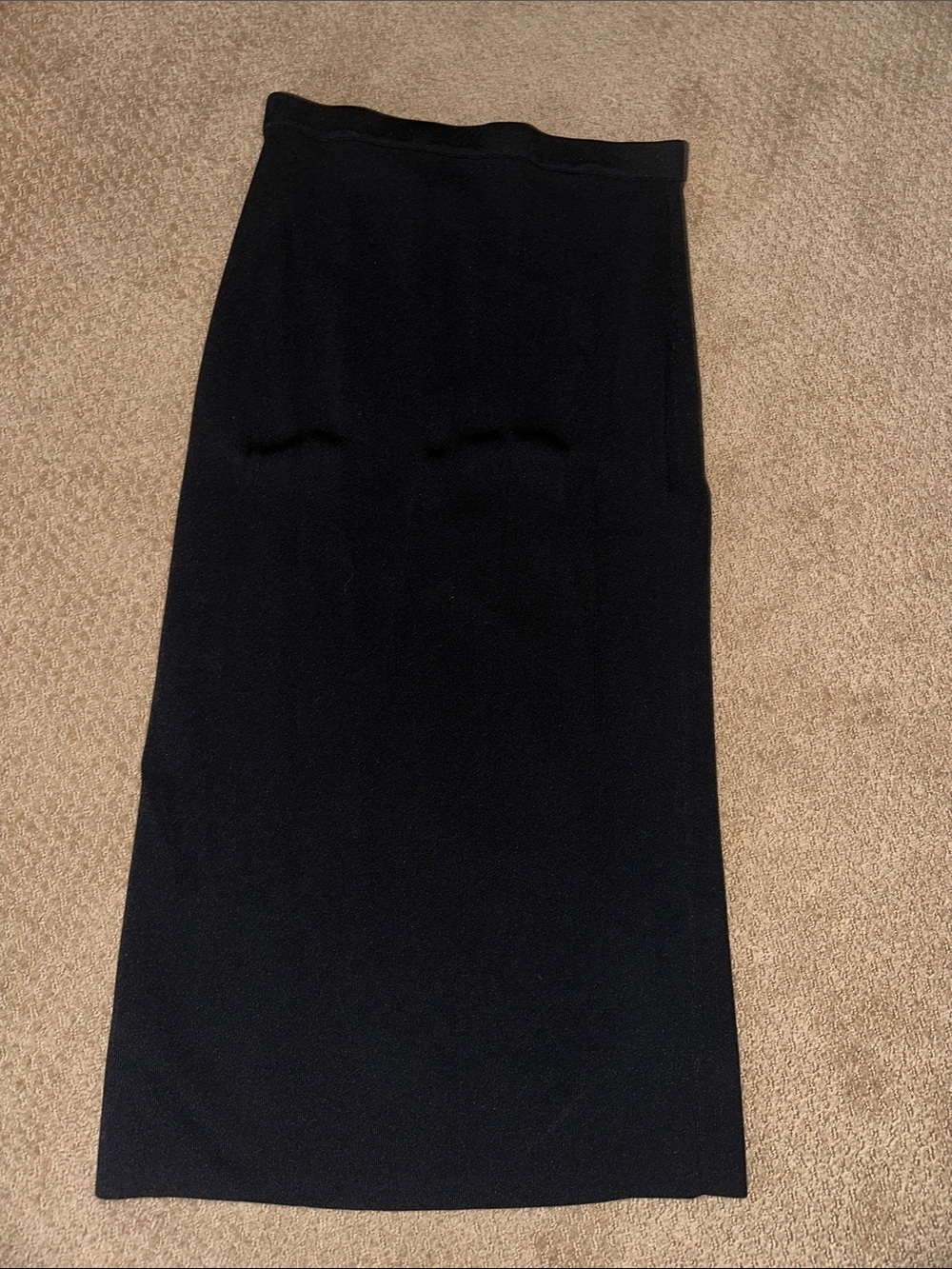 Zara Black Midi Pencil Skirt - Streamlined Silhouette